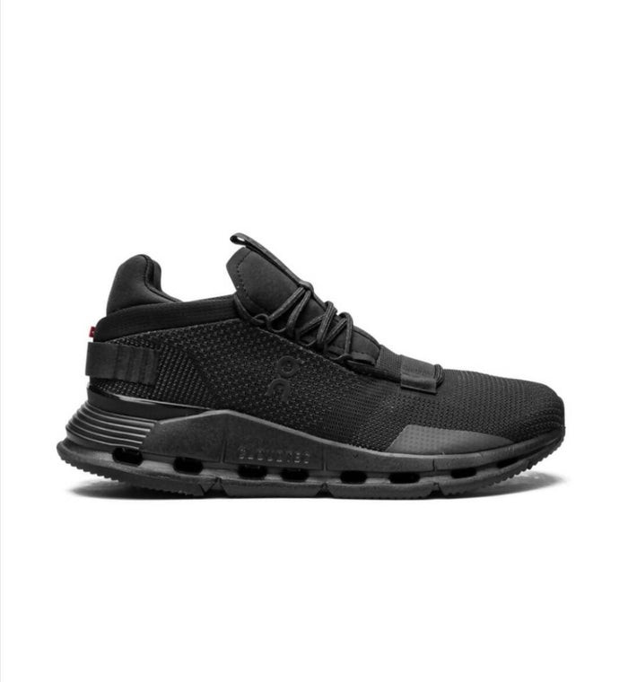 On - Cloudnova Sneakers - Black