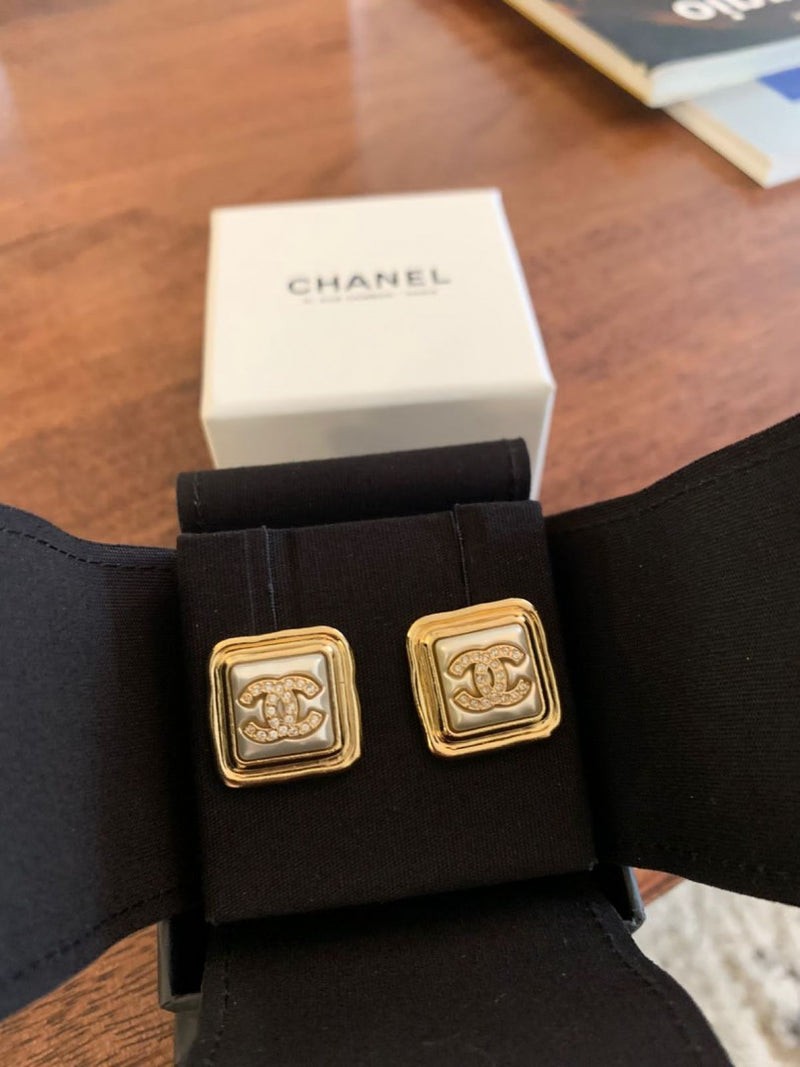 Chanel - Vintage Square Earrings - Gold