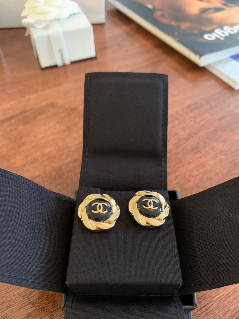 Chanel - Vintage Flower Earrings - Black/Gold