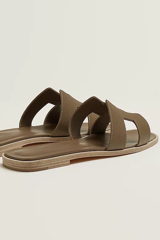 Hermès - Oran Sandals - Étoupe – Shop It