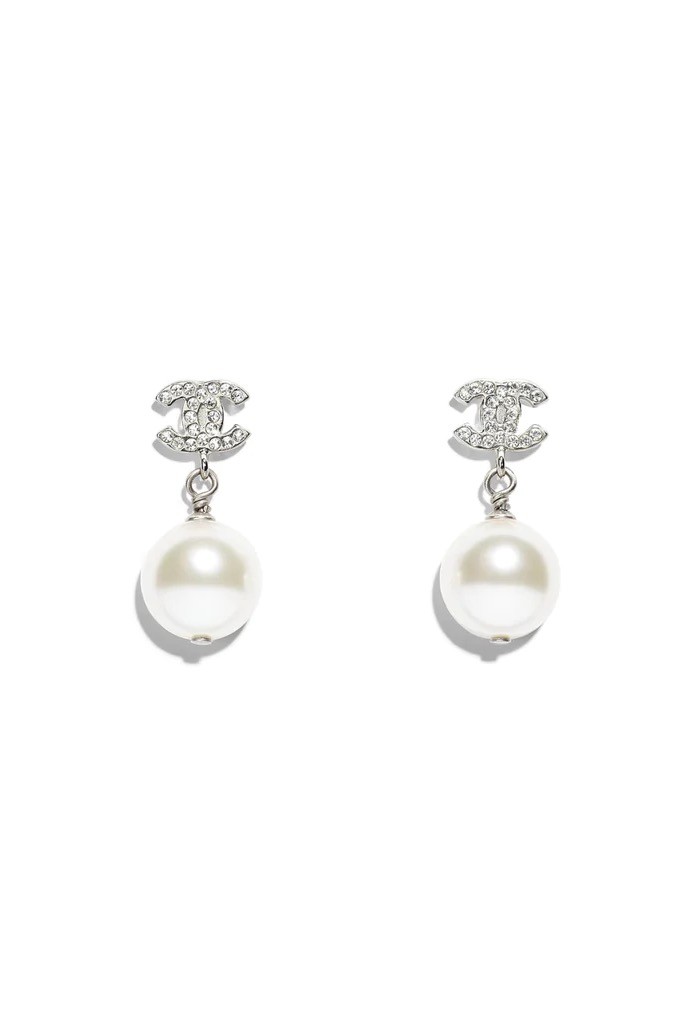 Chanel - Chanel Earring Classic Small CC With Pearl