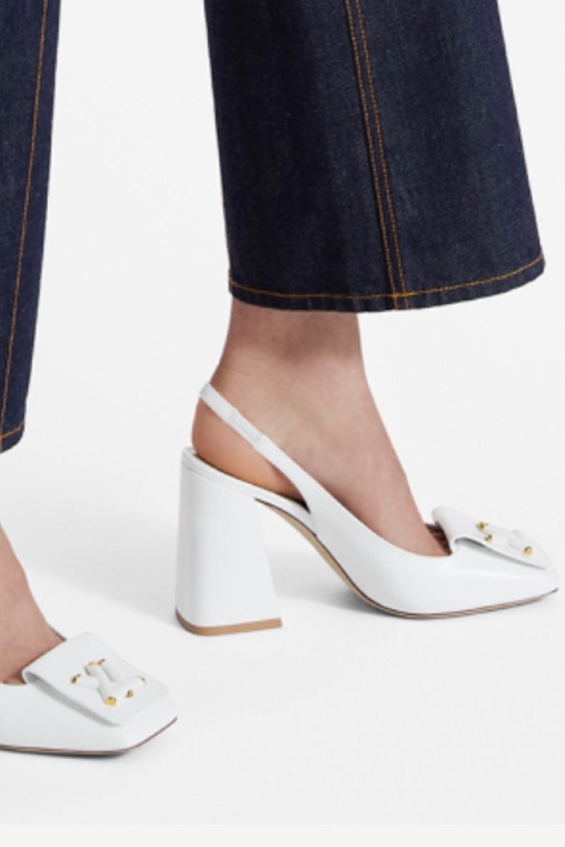 Shake Slingback Pumps