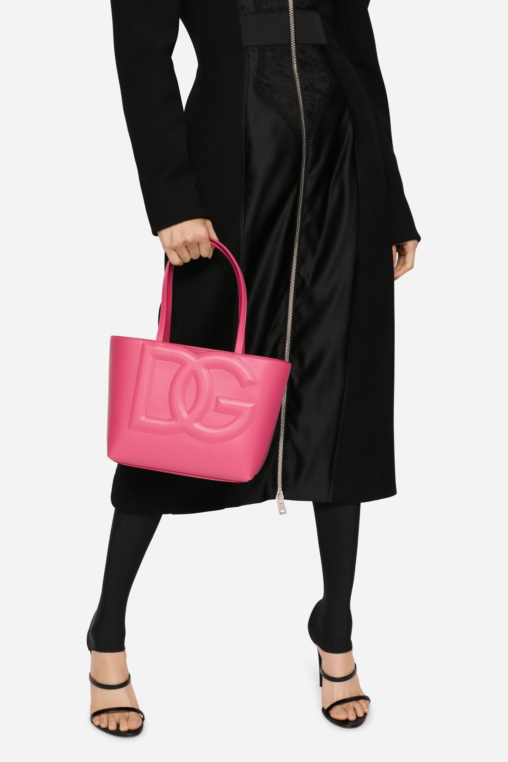 Dolce & Gabbana - SMALL CALFSKIN DG LOGO SHOPPER - Pink