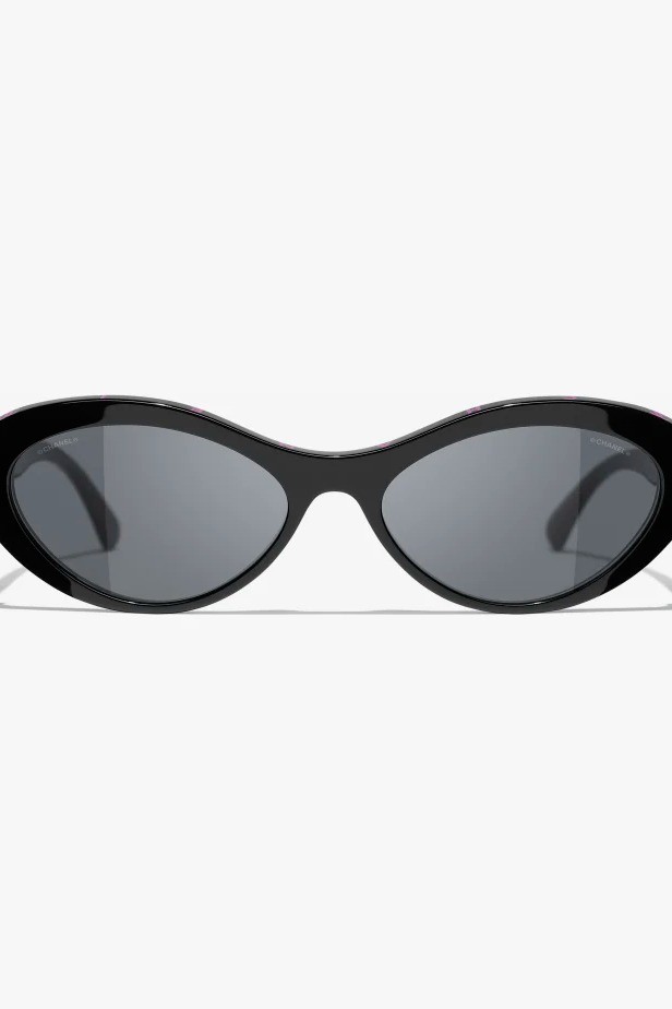 شانيل - نظارة OVAL  - أسود \ وردي