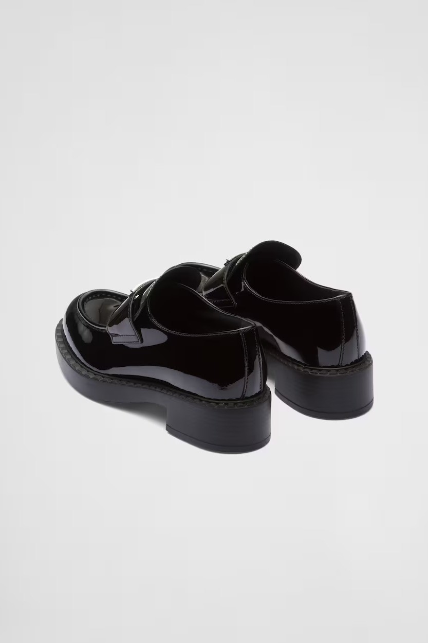 Chocolate patent leather loafers - Black